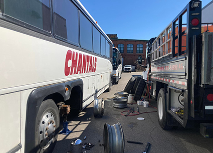 Truck tire replacement mobile tire service